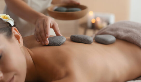 Hot Stone Massage und Anwendung